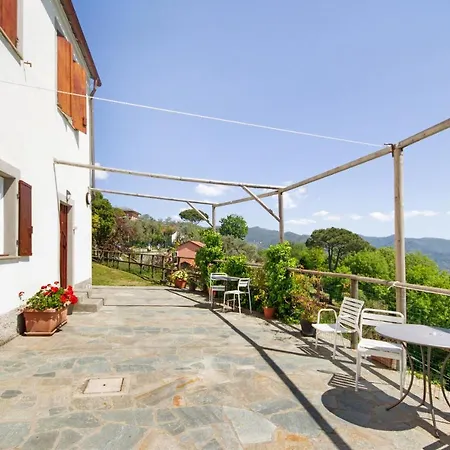 Monolocale Fattorialmare Gialla